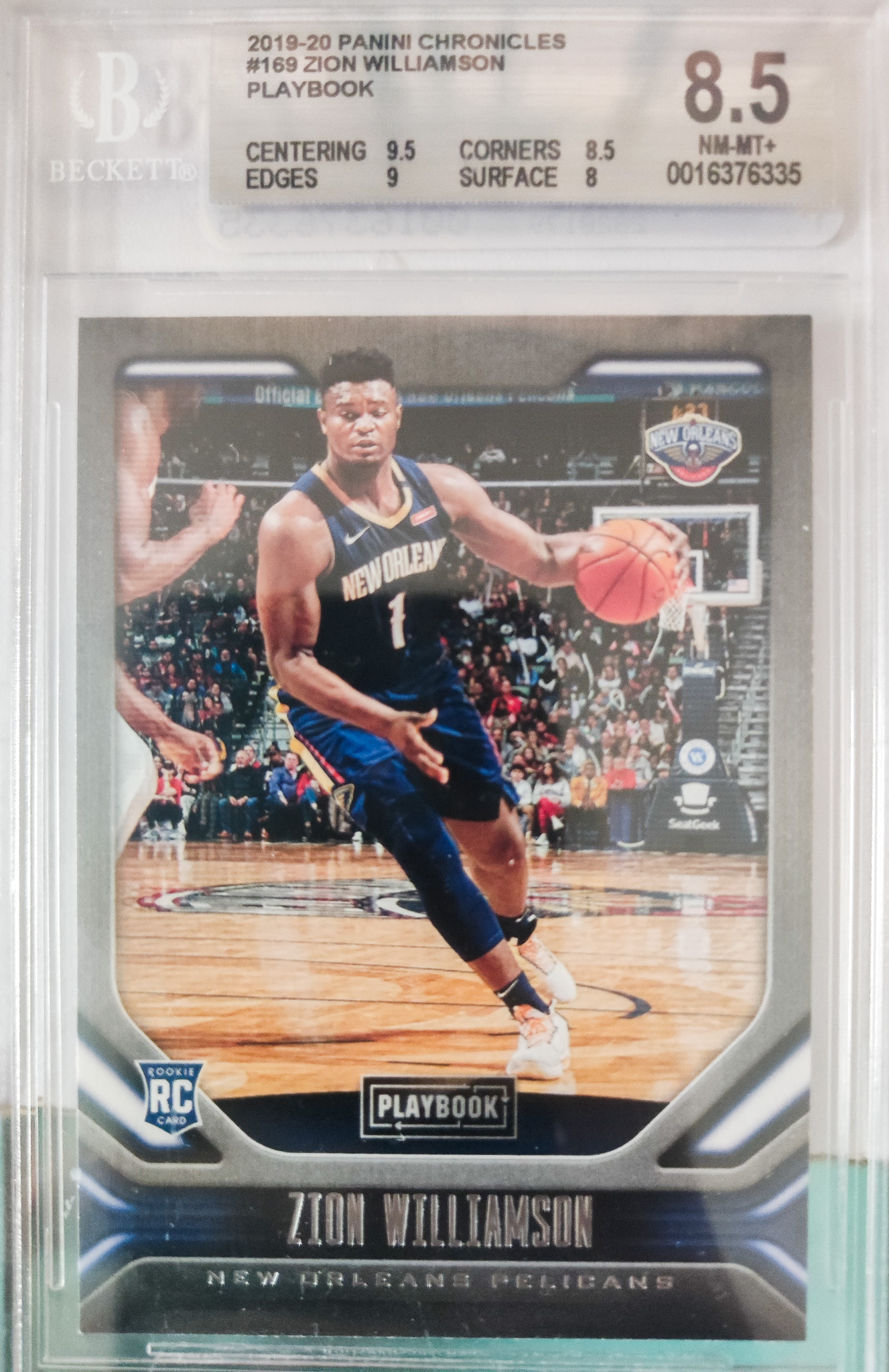 Zion Williamson BGS8.5 Panini Chronicles 2019
